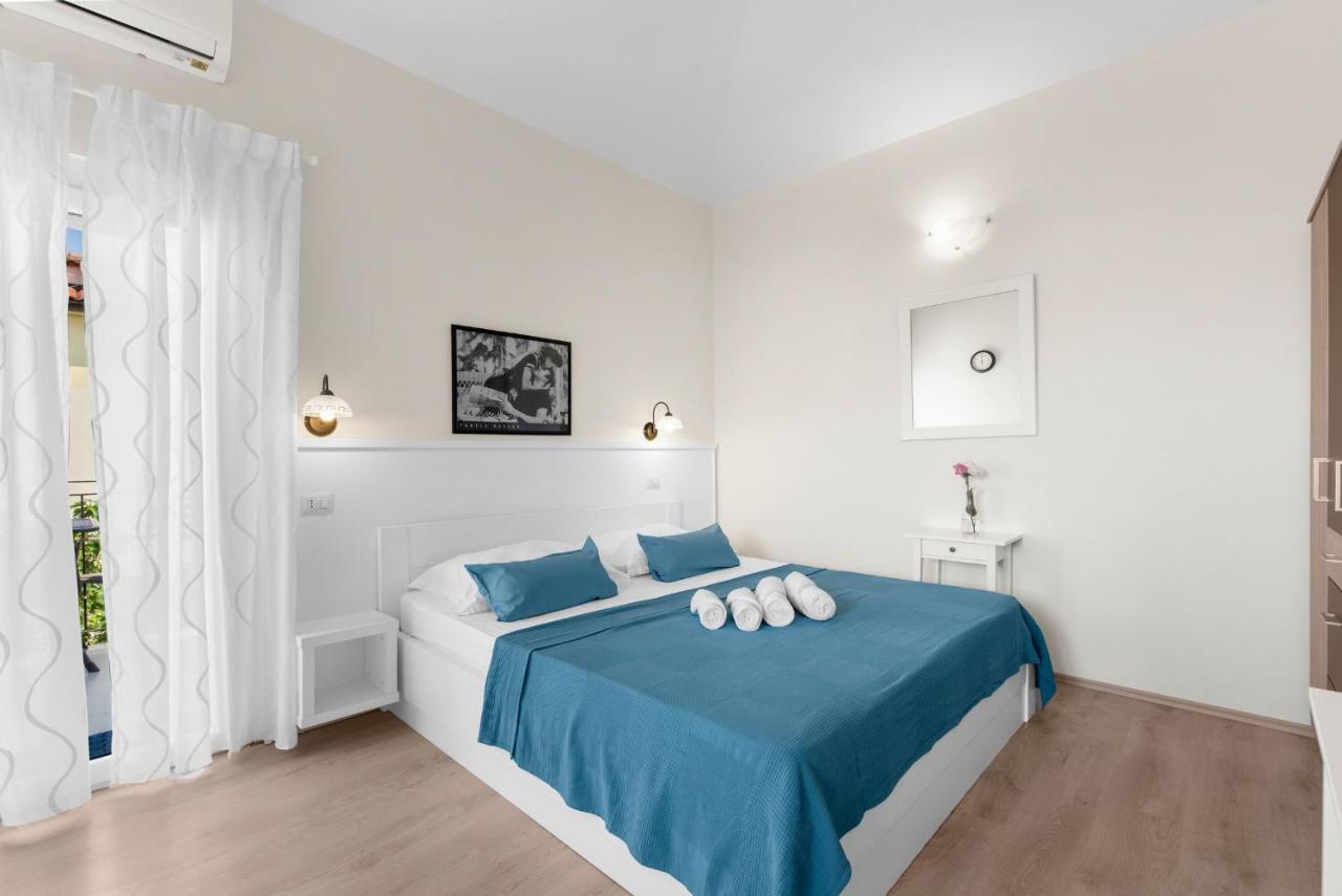 Villa Hope - Apartments With Shared Pool Πόρετς Εξωτερικό φωτογραφία