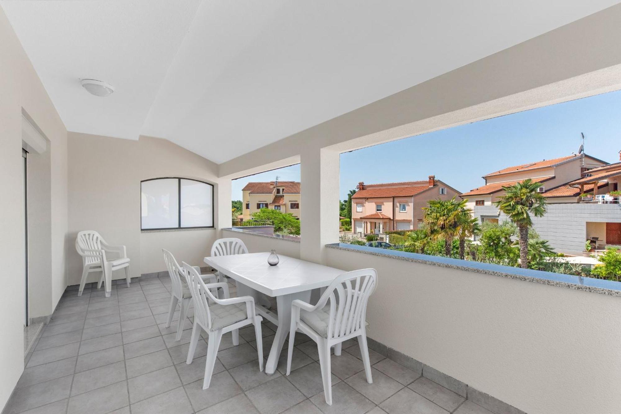 Villa Hope - Apartments With Shared Pool Πόρετς Δωμάτιο φωτογραφία
