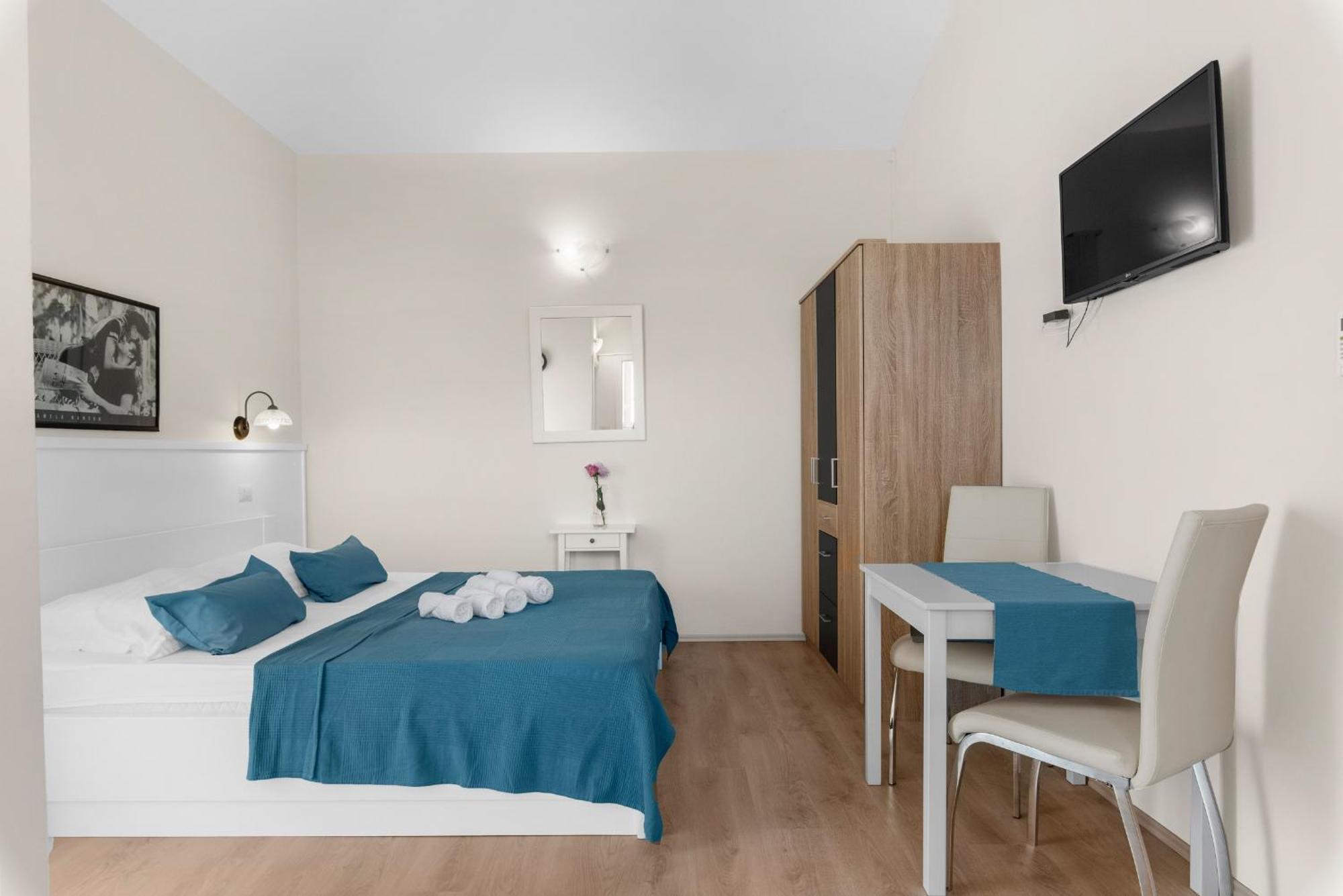 Villa Hope - Apartments With Shared Pool Πόρετς Δωμάτιο φωτογραφία