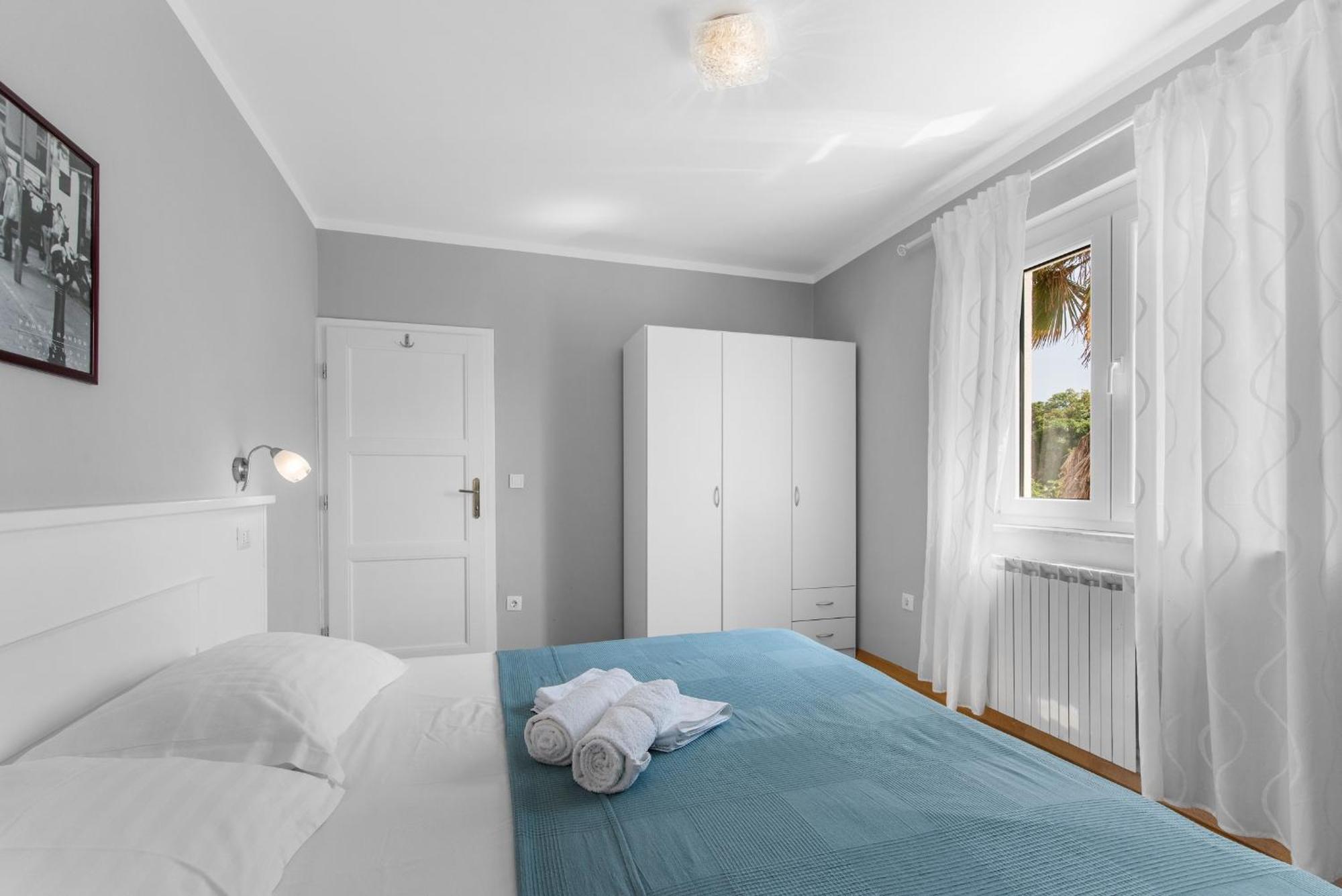 Villa Hope - Apartments With Shared Pool Πόρετς Δωμάτιο φωτογραφία