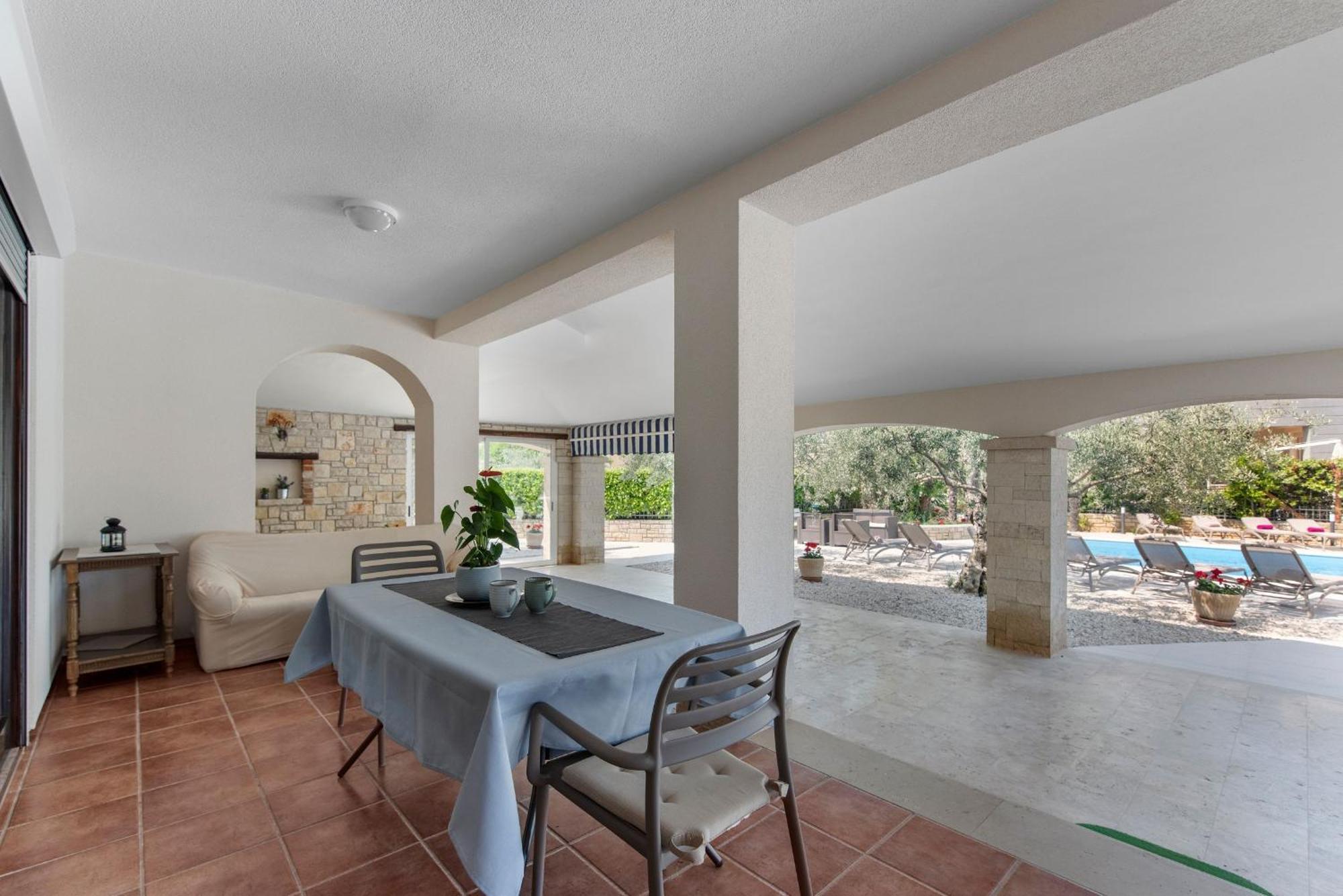 Villa Hope - Apartments With Shared Pool Πόρετς Δωμάτιο φωτογραφία