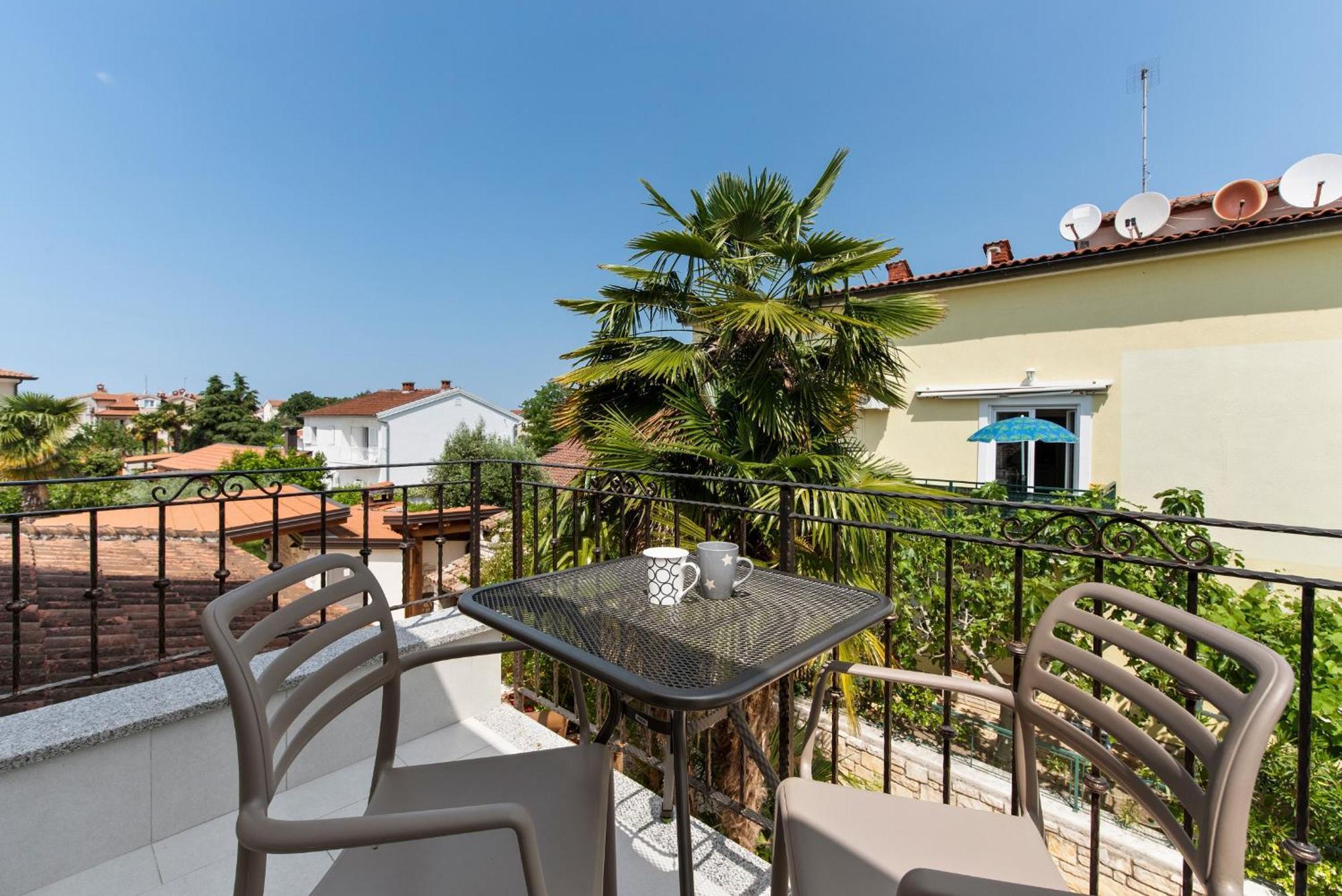 Villa Hope - Apartments With Shared Pool Πόρετς Δωμάτιο φωτογραφία
