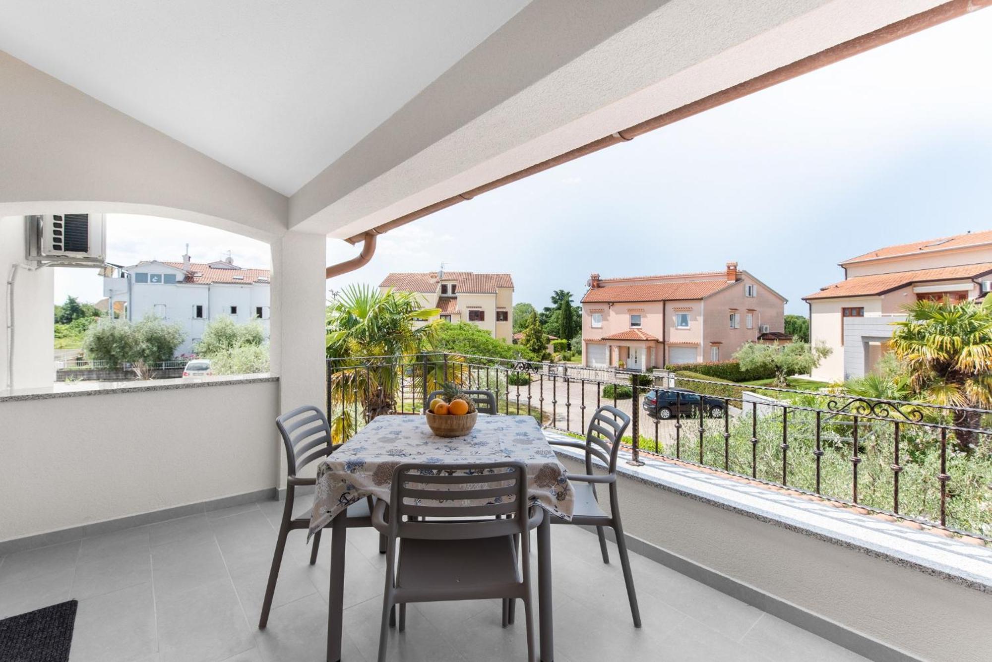 Villa Hope - Apartments With Shared Pool Πόρετς Δωμάτιο φωτογραφία